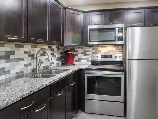 98 Bedford D #98, West Palm Beach, FL 33417