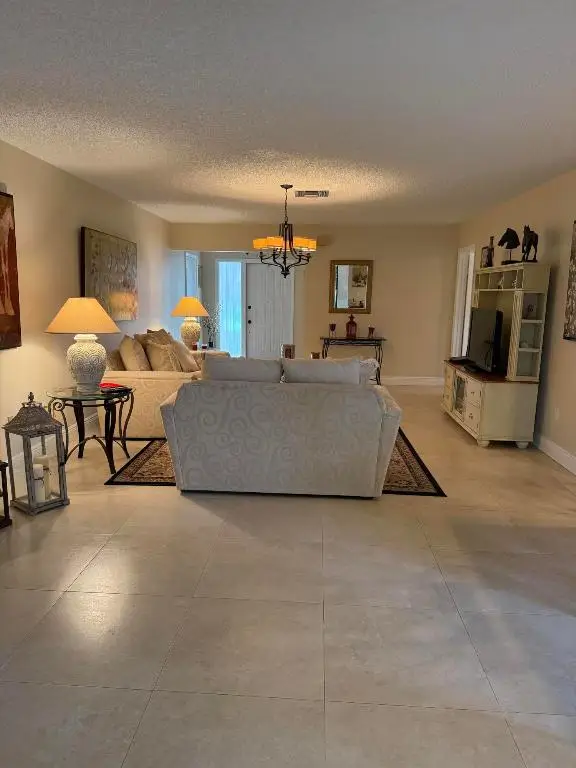 6289 Red Cedar Circle, Greenacres, FL 33463 - #2