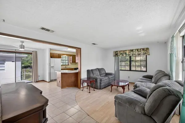 1332 W 33rd Street, West Palm Beach, FL 33404