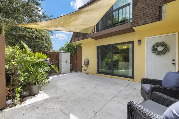 110 N Delaware Boulevard #18a, Jupiter, FL 33458