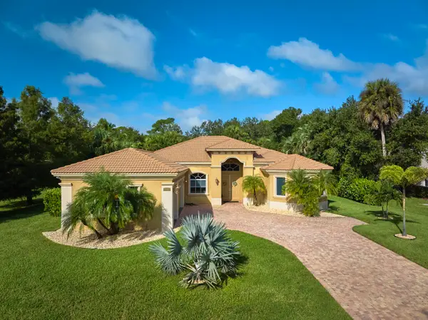 8300 SW Cattleya Drive, Stuart, FL 34997