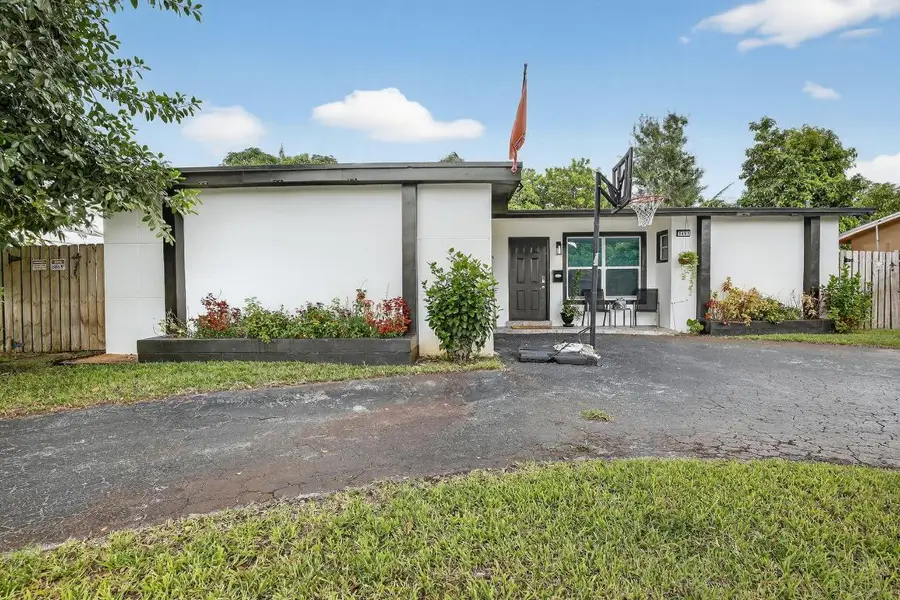 7451 NW 21st Street, Sunrise, FL 33313 - #2