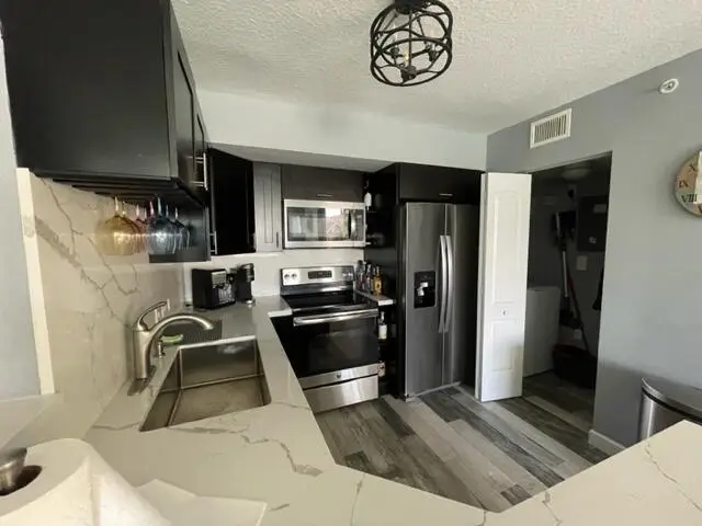 110 Villa Circle #110, Boynton Beach, FL 33435 - #1