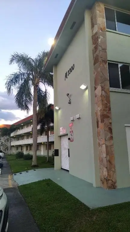 3300 Springdale Boulevard #208, Palm Springs, FL 33461