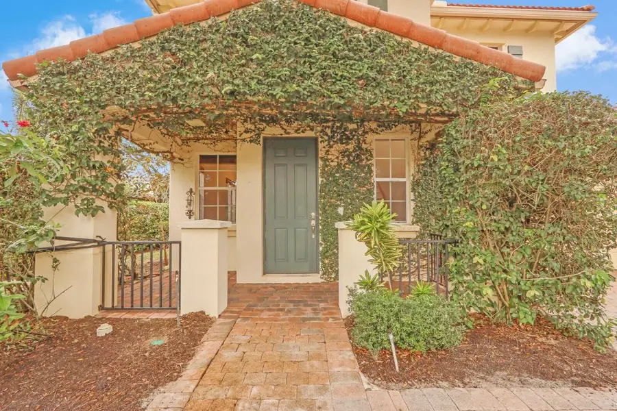 740 Duchess Court, Palm Beach Gardens, FL 33410 - #3