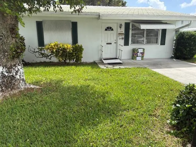 1104 N Leisure Lane S, Boynton Beach, FL 33426 - #2