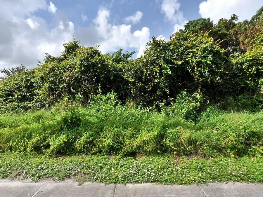 1738 SW Bayshore Boulevard, Port Saint Lucie, FL 34984 - #3