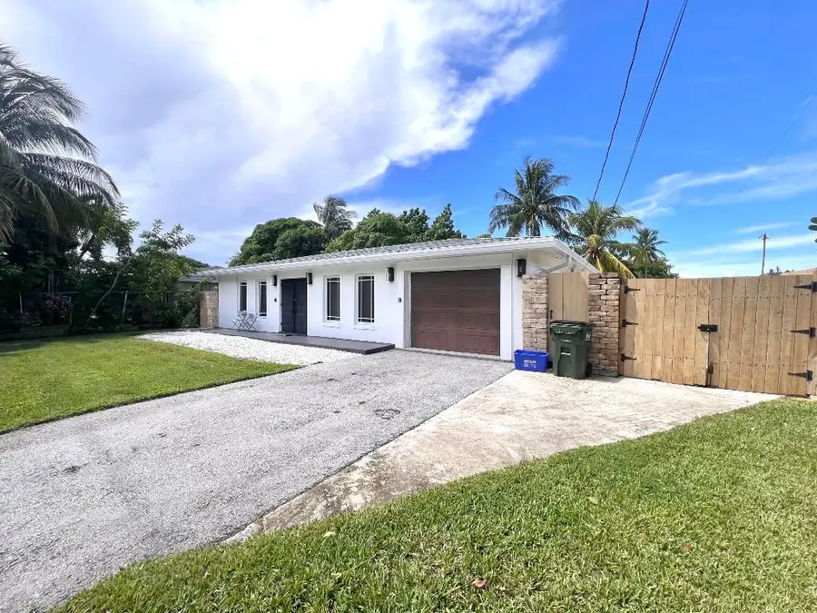 902 S Swinton Avenue, Delray Beach, FL 33444 - #2