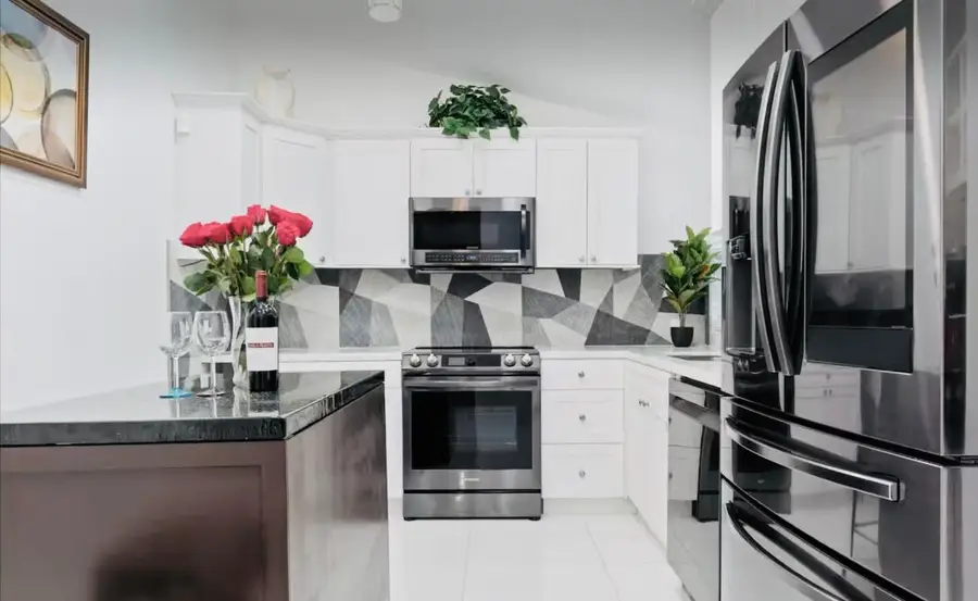 3700 Australian Court, West Palm Beach, FL 33407 - #2