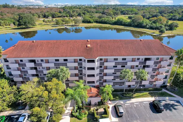 2766 Carambola Circle S #405, Coconut Creek, FL 33066