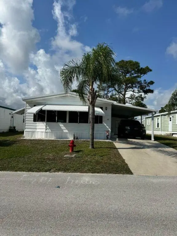 49 Las Casitas Court, Fort Pierce, FL 34951