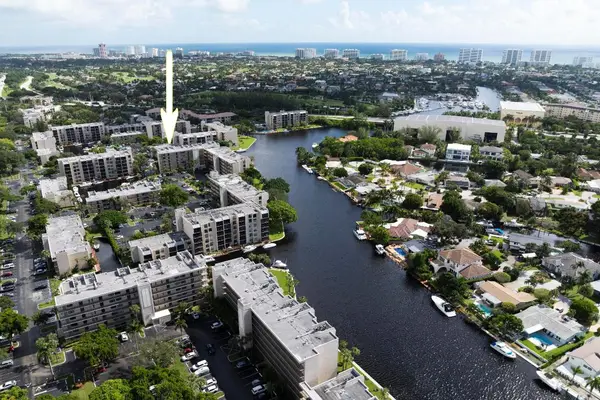 8 Royal Palm Way #2050, Boca Raton, FL 33432