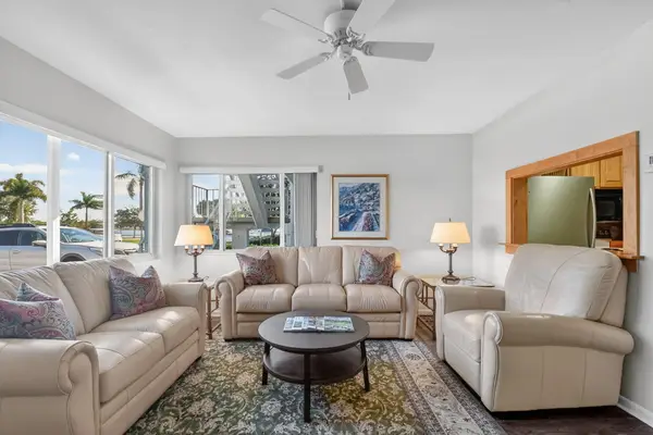 3160 Lake Osborne Dr #107, Lake Worth Beach, FL 33461