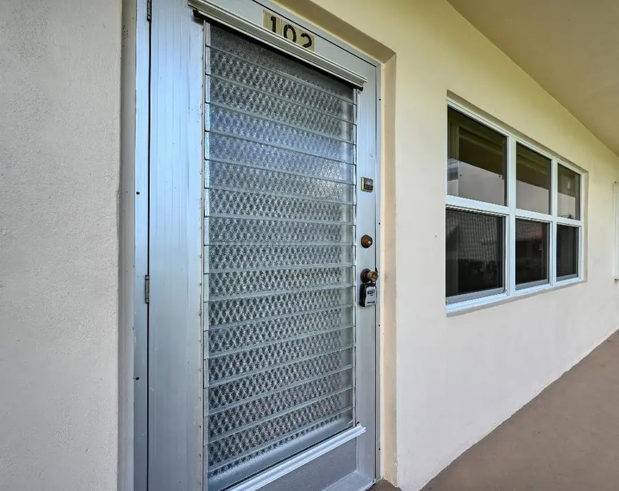 102 Coventry E #102, West Palm Beach, FL 33417 - #2