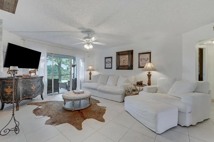 3755 Via Poinciana #405, Greenacres, FL 33467 - #2