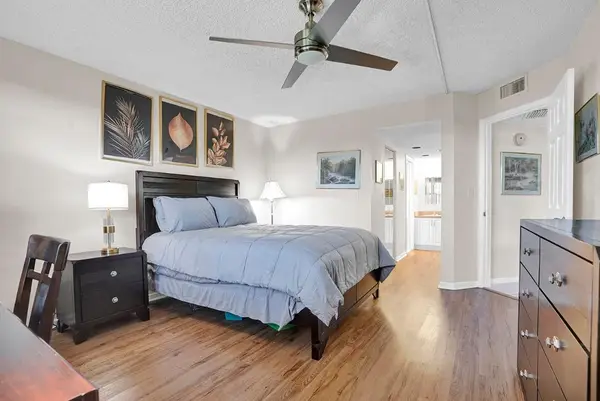 1605 Abaco Drive #J4, Coconut Creek, FL 33066