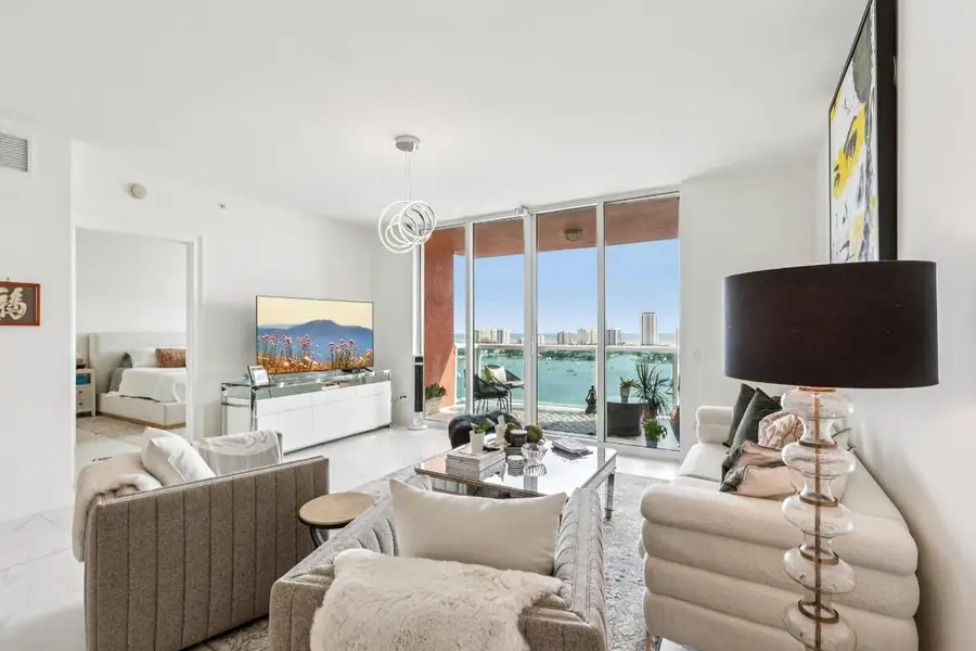 2640 Lake Shore Drive #2008, West Palm Beach, FL 33404 - #2