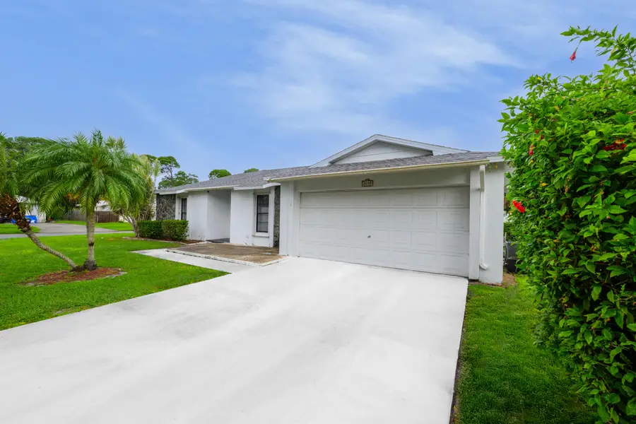 2490 4th Place, Vero Beach, FL 32962 - #2