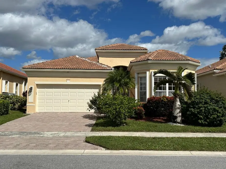 7252 Demedici Circle, Delray Beach, FL 33446 - #2