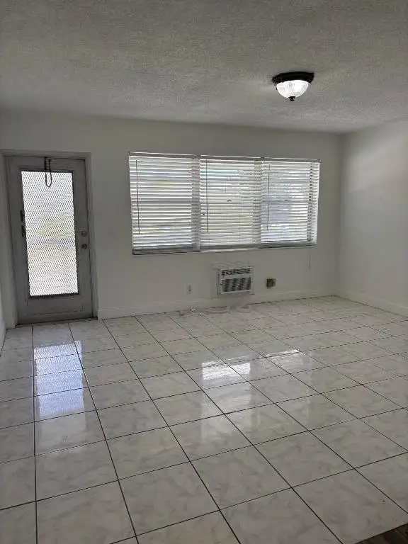 218 Windsor J, West Palm Beach, FL 33417 - #2