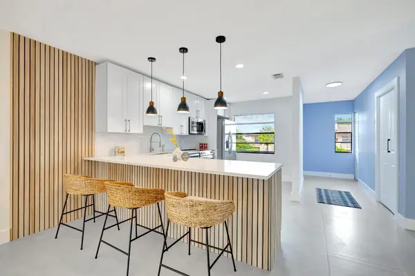 7898 Eastlake Drive #7d, Boca Raton, FL 33433