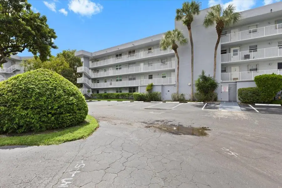 112 Royal Park Drive #4b, Oakland Park, FL 33309 - #2