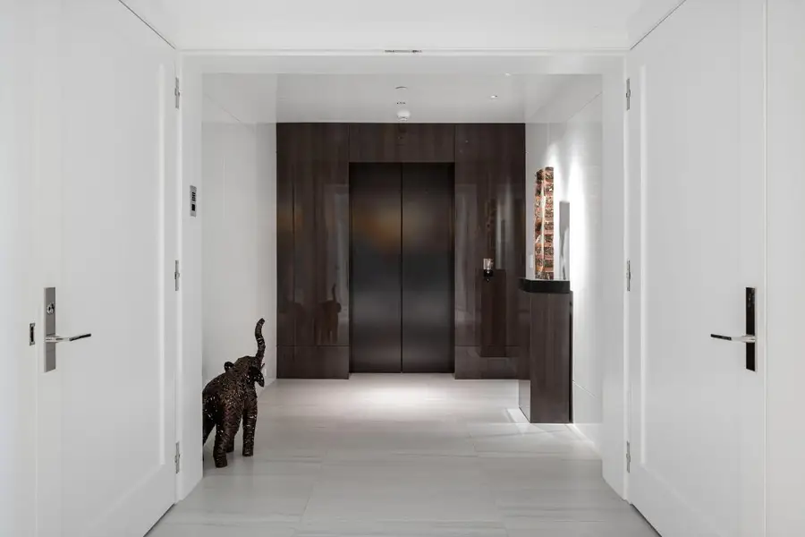 7 Royal Palm Pointe #Ph-W, Vero Beach, FL 32960 - #3