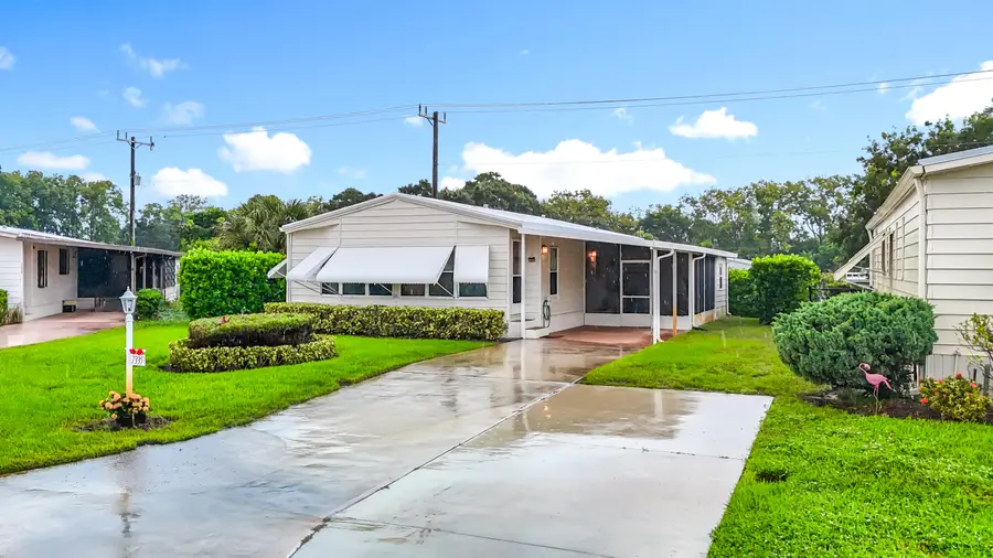 7335 SE Independence Avenue, Hobe Sound, FL 33455 - #2