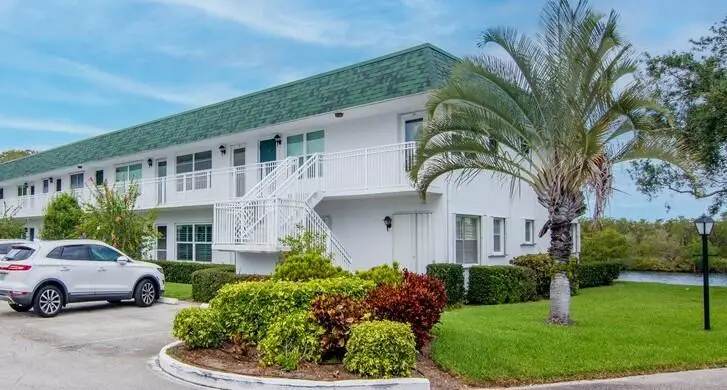 2800 Indian River Boulevard #F8, Vero Beach, FL 32960 - #2