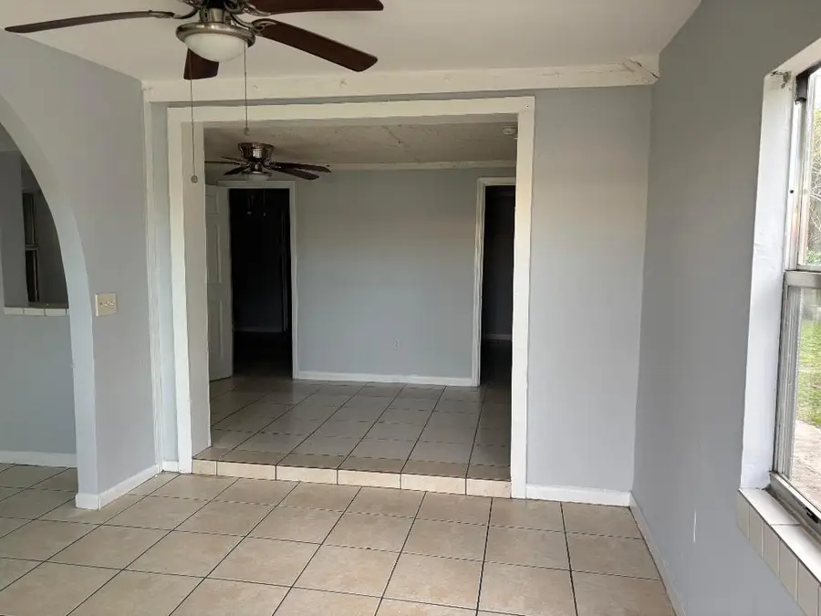 2848 Westgate Avenue, West Palm Beach, FL 33409 - #2