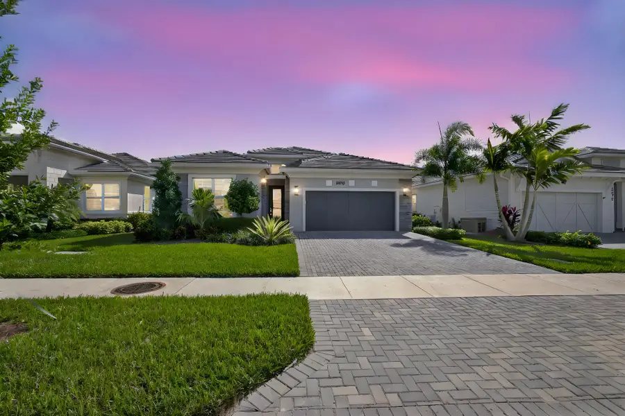 10050 Regency Way, Palm Beach Gardens, FL 33412 - #2