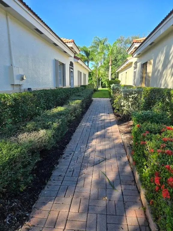 2297 Windjammer Way, West Palm Beach, FL 33411 - #2