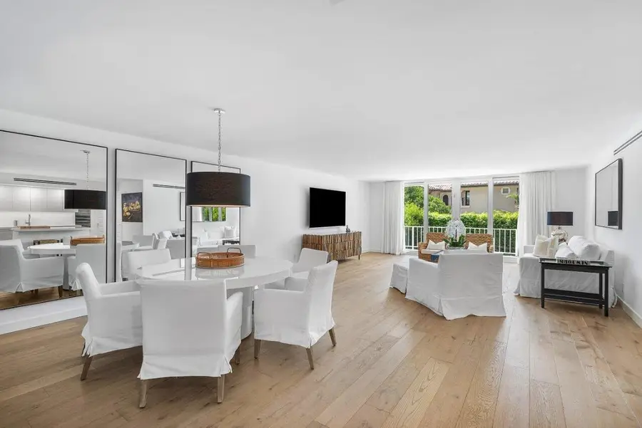 100 Worth Avenue #220, Palm Beach, FL 33480 - #3