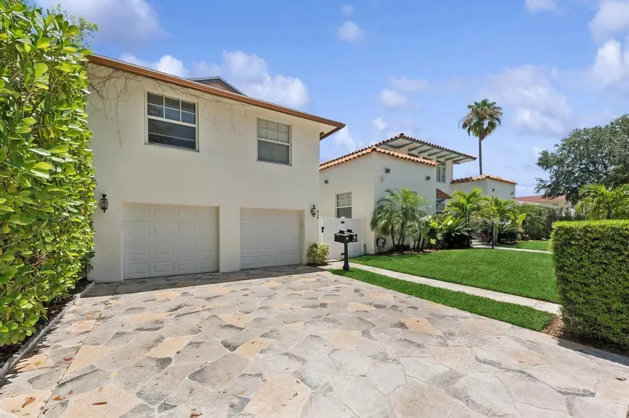 310 Almeria Road, West Palm Beach, FL 33405 - #3