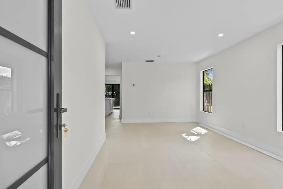 830 Franklin Road, West Palm Beach, FL 33405 - #2