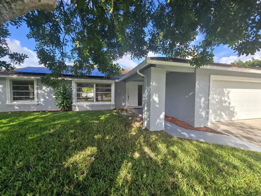 242 Las Palmas Street, West Palm Beach, FL 33411 - #3