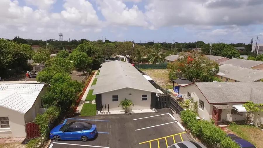 1216 N 16th Avenue N #10, Lake Worth Beach, FL 33460 - #2