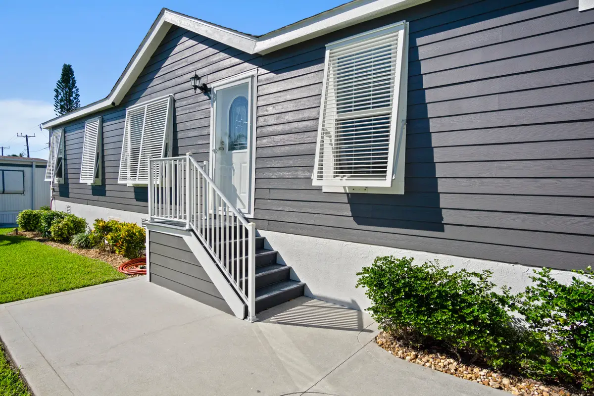 8328 SE Swan Avenue, Hobe Sound, FL 33455 - #1