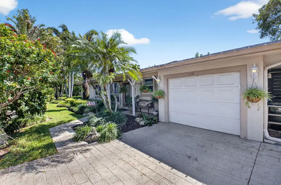 118 NE 22nd Street, Delray Beach, FL 33444 - #2