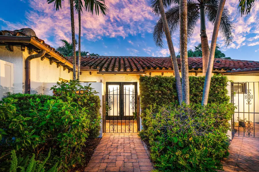 16 Little Pond Road, Manalapan, FL 33462 - #3