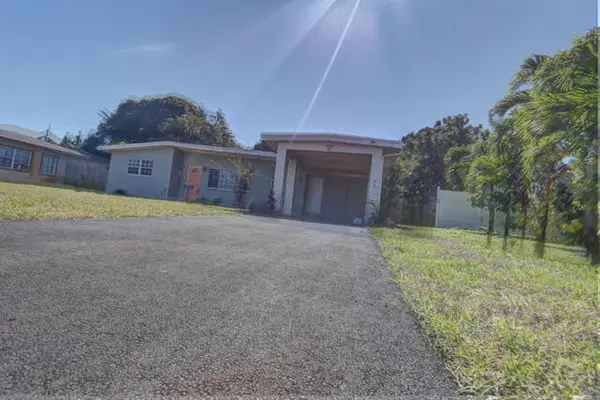 328 E Jasmine Drive, West Palm Beach, FL 33403