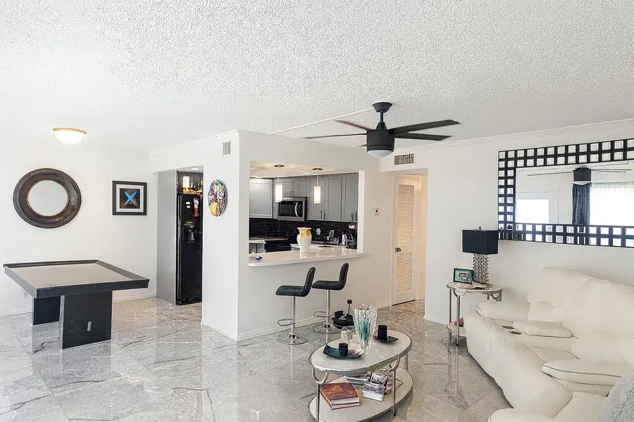 202 Wellington M, West Palm Beach, FL 33417 - #2