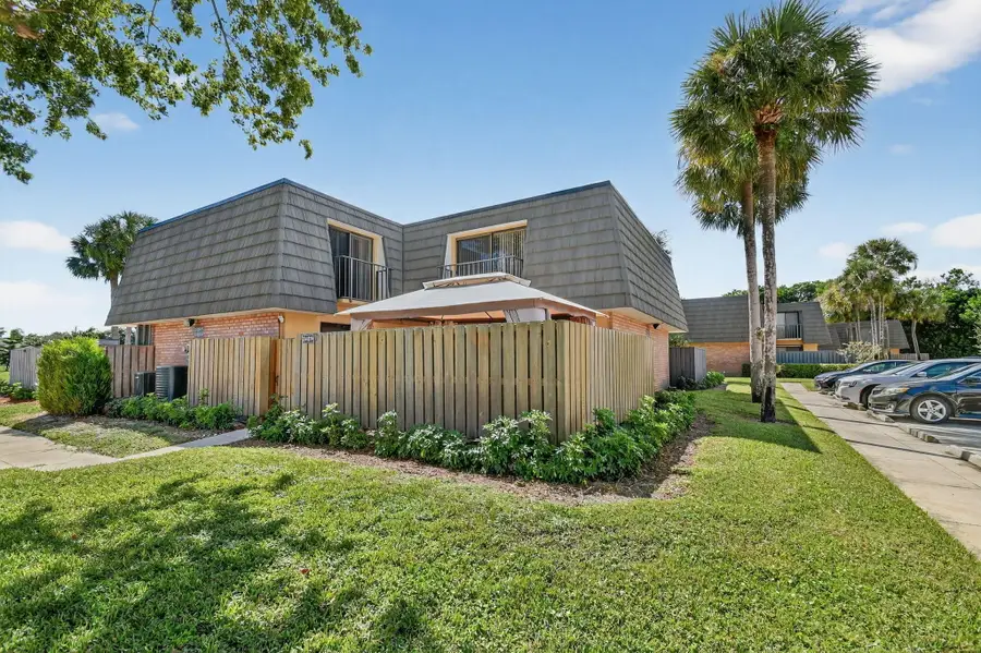 2409 24th Way, West Palm Beach, FL 33407 - #2