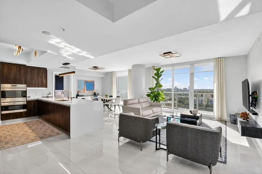 1180 N Federal Highway #1409, Fort Lauderdale, FL 33304 - #2