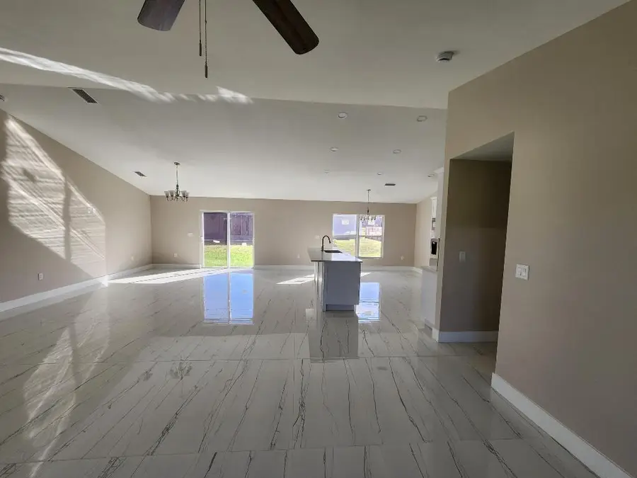 956 SE 39th Terrace, Okeechobee, FL 34974 - #3