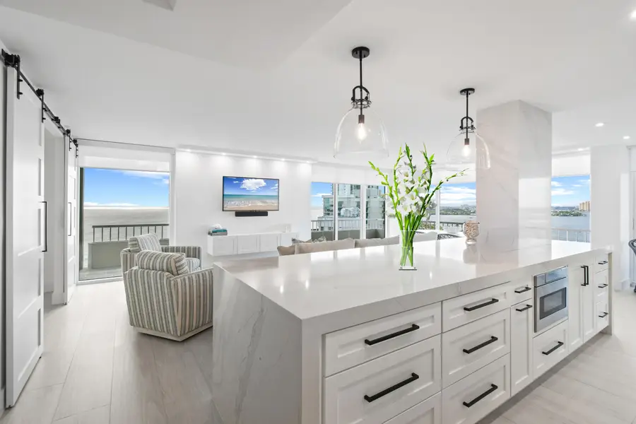 5510 N Ocean Drive #17b, West Palm Beach, FL 33404 - #3