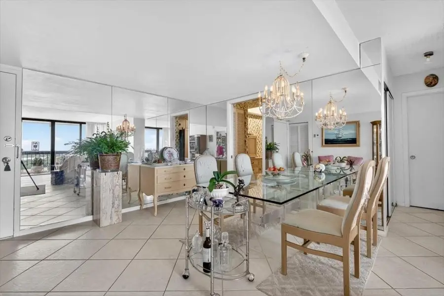 2425 Presidential Way #1502, West Palm Beach, FL 33401 - #3