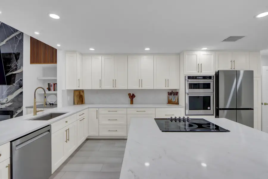 39 Edinburgh Drive, Palm Beach Gardens, FL 33418 - #3