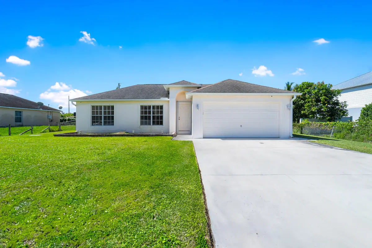 1165 SE 40th Avenue, Okeechobee, FL 34974 - #1