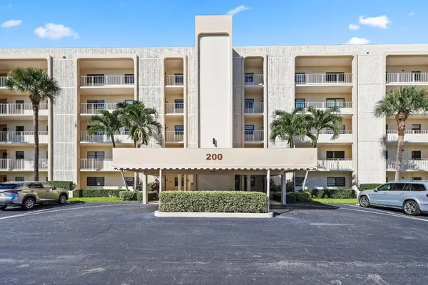 200 Intracoastal Place #206, Tequesta, FL 33469